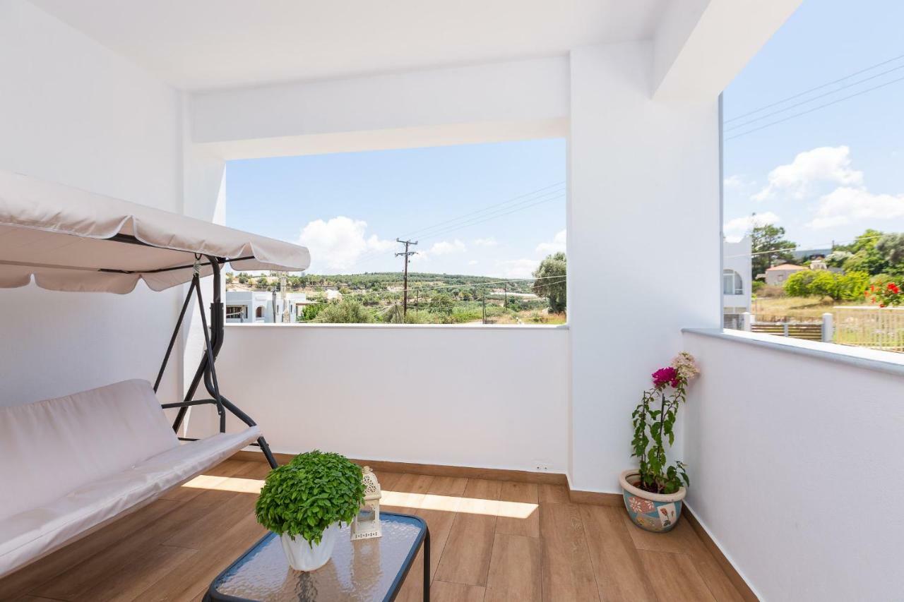 Nisos Villa, Pool & Heated Spawhirlpool, Walking To Beach, By Thinkvilla Sfáka 외부 사진